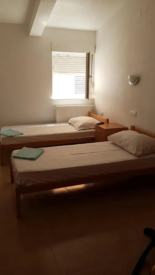 Apartments And Rooms Niki 2 Kaštela